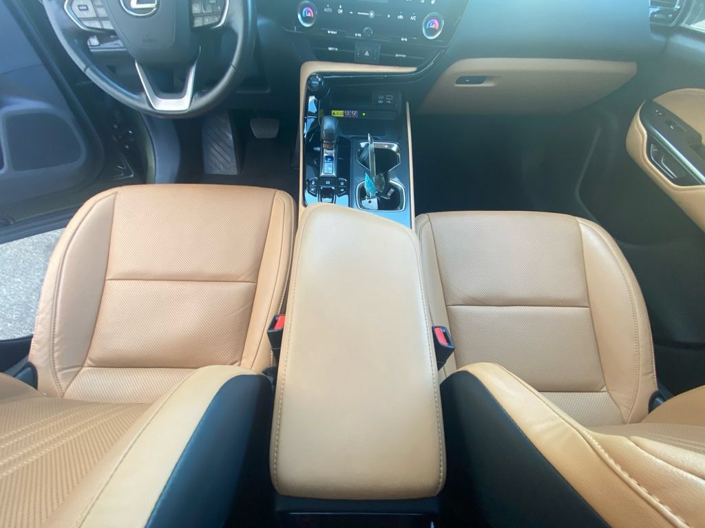 Used 2024 Lexus NX 350 AWD image 11