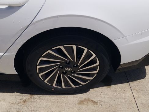 New 2026 Hyundai Sonata SEL FWD image 22