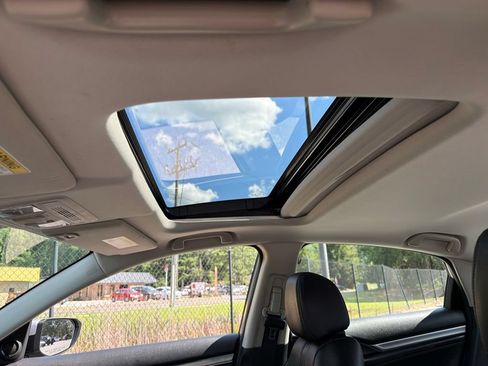 Used 2016 Honda Civic EX-L image 18