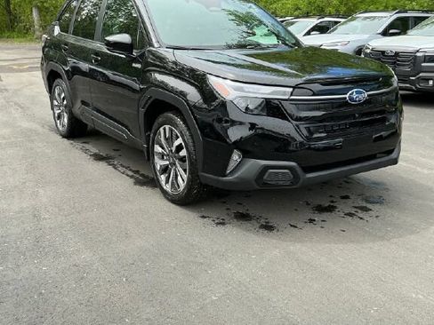 New 2026 Subaru Forester Touring AWD/4WD image 7