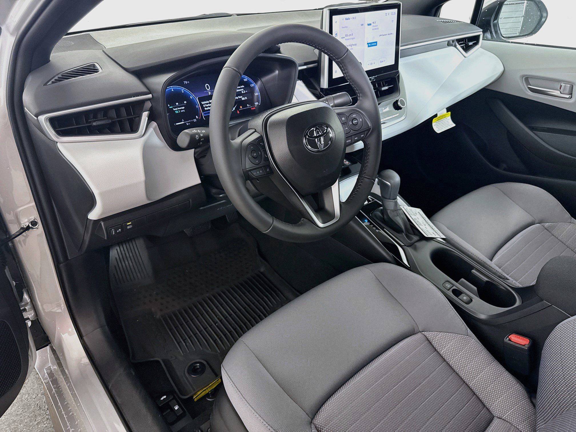 New 2026 Toyota Corolla SE w/ SE Package FWD image 9