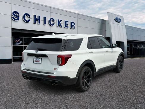 Used 2022 Ford Explorer ST w/ Equipment Group 401A AWD/4WD image 2