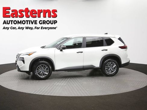 Used 2024 Nissan Rogue S AWD/4WD image 59