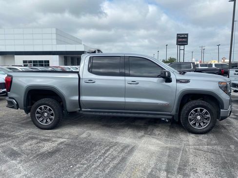 Used 2024 GMC Sierra 1500 AT4 w/ AT4 Carbonpro Edition AWD/4WD image 6
