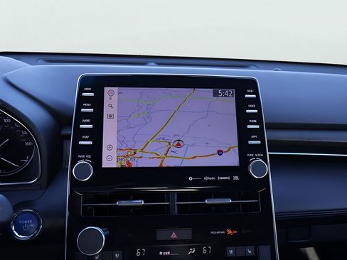 Used 2021 Toyota Avalon Limited w/ Advanced Safety Package FWD image 22