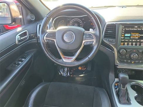 Certified 2018 Jeep Grand Cherokee Trailhawk image 11