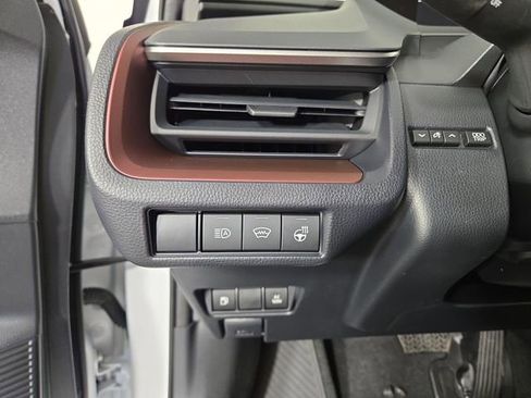 Used 2026 Toyota Prius Plug-In Hybrid image 28