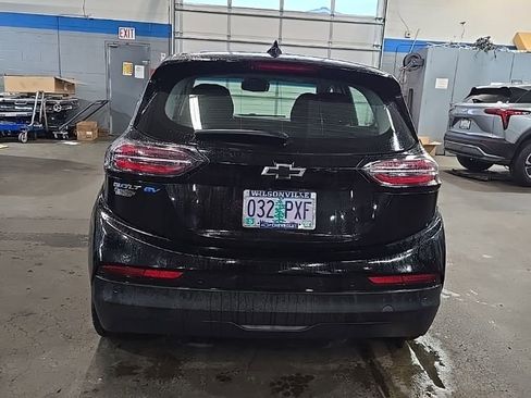 Used 2022 Chevrolet Bolt LT w/ Infotainment Package image 10