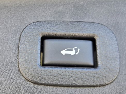 Used 2024 INFINITI QX80 Sensory image 33