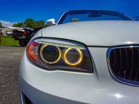Used 2012 BMW 128i Convertible RWD image 9