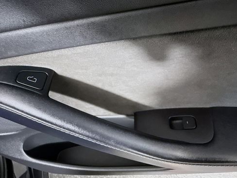 Used 2022 Tesla Model 3 image 30