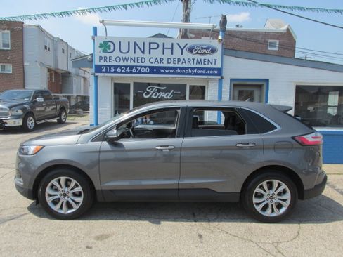 Certified 2024 Ford Edge Titanium image 7