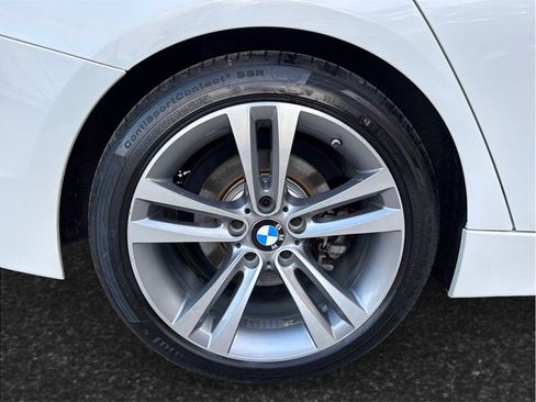 Used 2018 BMW 330i Sedan w/ Convenience Package image 12