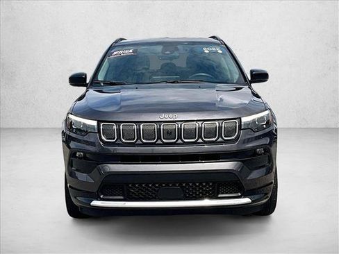 Used 2022 Jeep Compass Limited w/ Elite Group AWD/4WD image 3