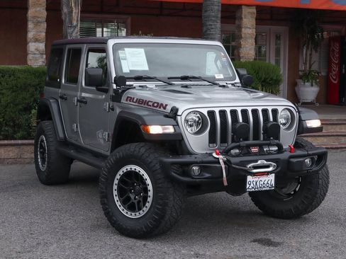 Used 2018 Jeep Wrangler Unlimited Rubicon image 2