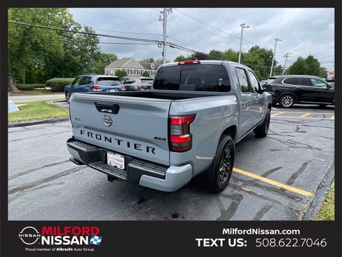 Used 2026 Nissan Frontier SV w/ Tow Package AWD/4WD image 5