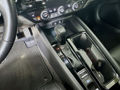 Used 2025 Honda Accord Sport image 21