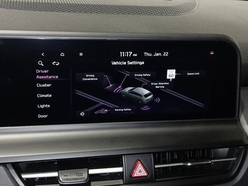 Used 2024 Kia Seltos SX w/ SX Sunroof Package image 28