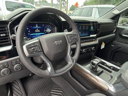 New 2026 Chevrolet Silverado 1500 RST w/ RST All Star Premium Package AWD/4WD image 3