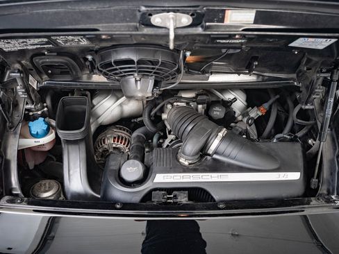 Used 2006 Porsche 911 Carrera S image 30