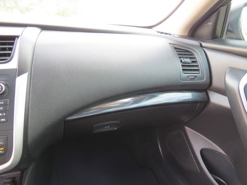 Used 2016 Nissan Altima 3.5 SL image 25