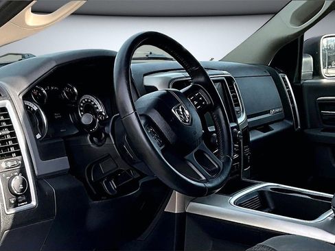 Used 2017 RAM 1500 Big Horn image 15