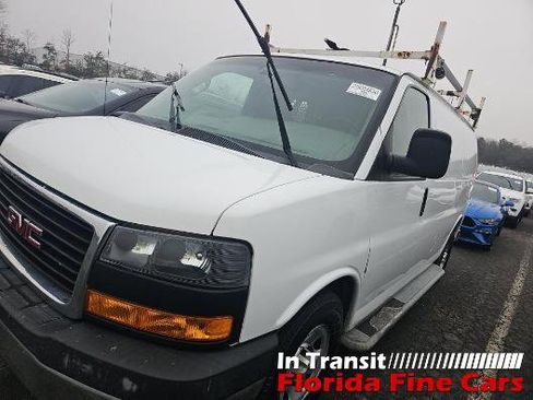 Used 2018 GMC Savana 2500 w/ Driver Convenience Package image 1