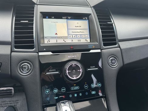 Used 2018 Ford Taurus SHO w/ Sho Performance Package AWD/4WD image 20