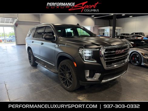 Used 2022 GMC Yukon SLT AWD/4WD image 1