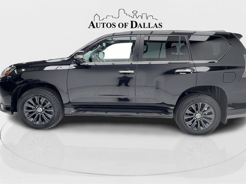 Used 2023 Lexus GX 460 Premium w/ Accessory Package image 6