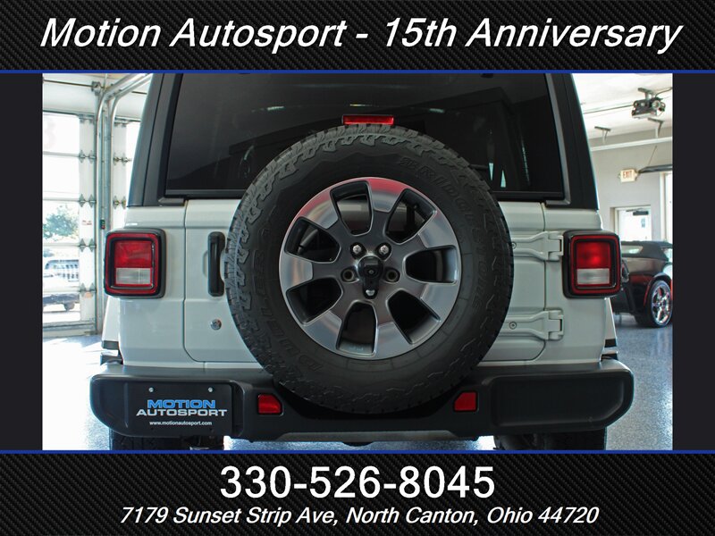 Used 2019 Jeep Wrangler Unlimited Sahara w/ Cold Weather Group AWD/4WD image 6