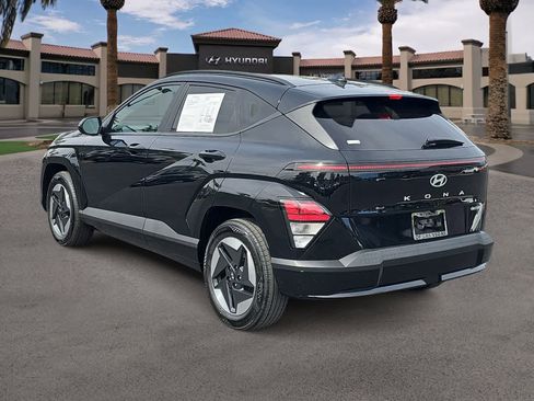 Certified 2025 Hyundai Kona SEL FWD image 6