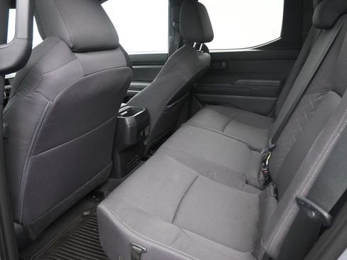 Used 2025 Toyota Tacoma SR5 AWD/4WD image 14