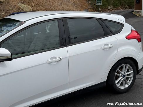 Used 2017 Ford Focus SE FWD image 34