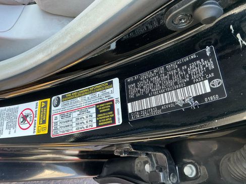 Used 2009 Toyota Camry FWD image 31