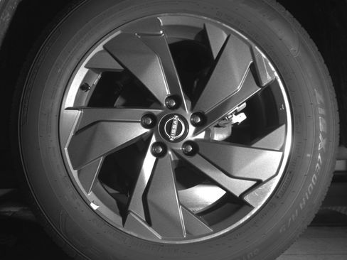 Used 2025 Nissan Rogue SV image 14