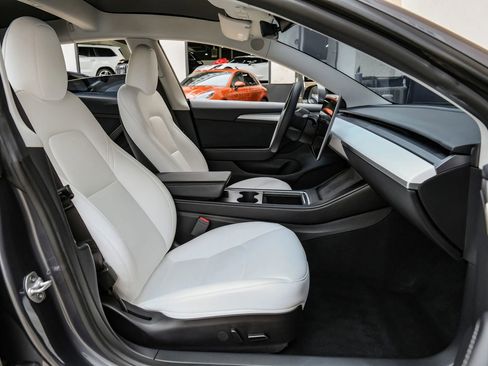 Used 2023 Tesla Model 3 Performance image 42