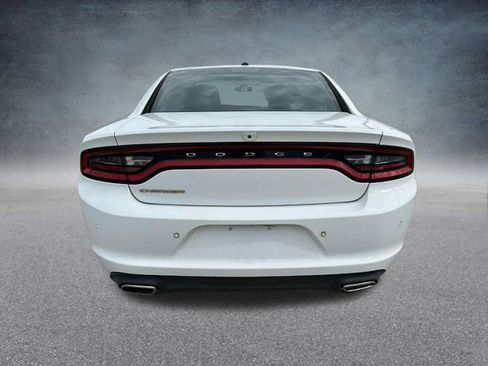 Used 2022 Dodge Charger SXT image 4