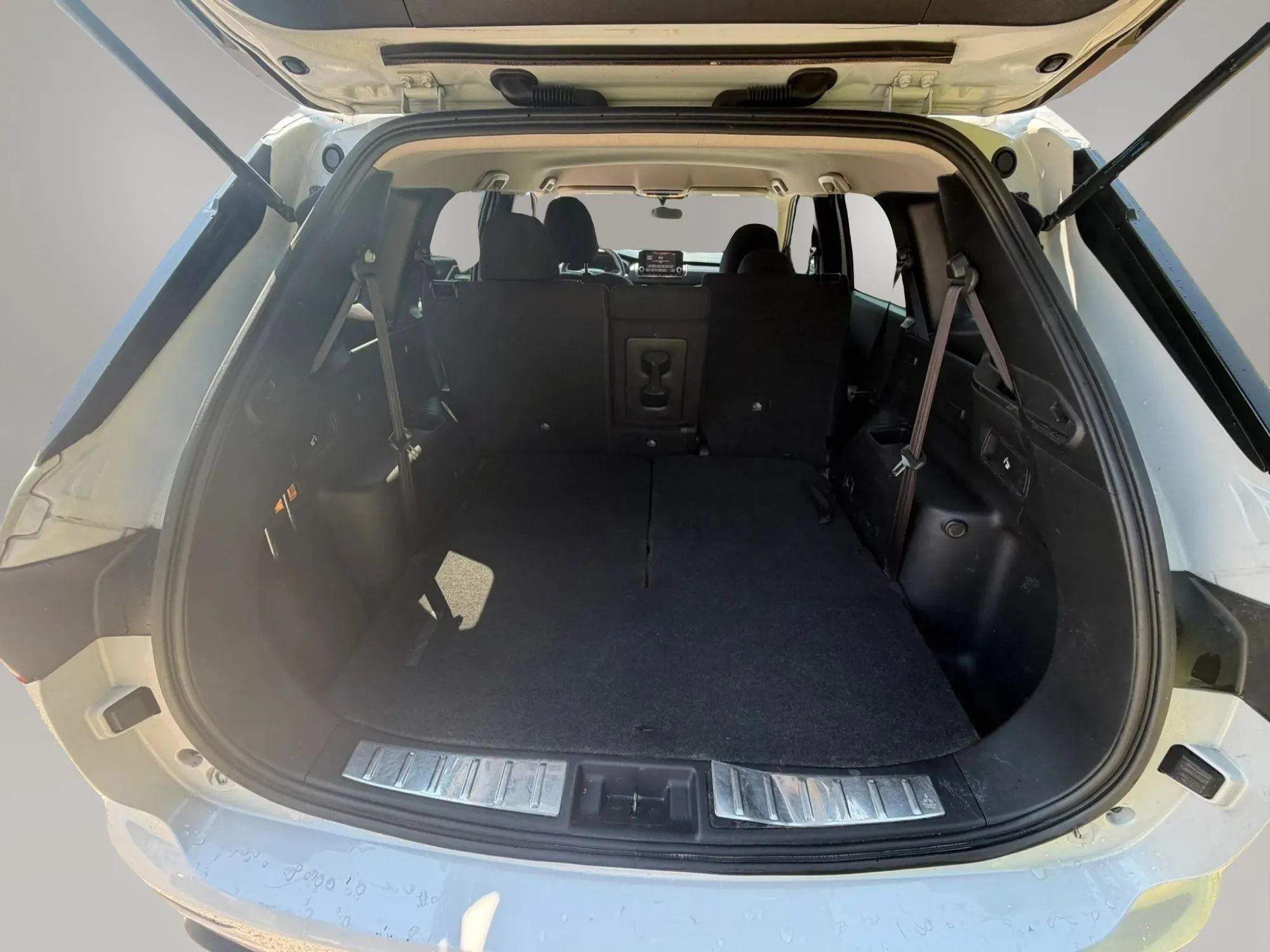 Used 2022 Mitsubishi Outlander ES FWD image 19