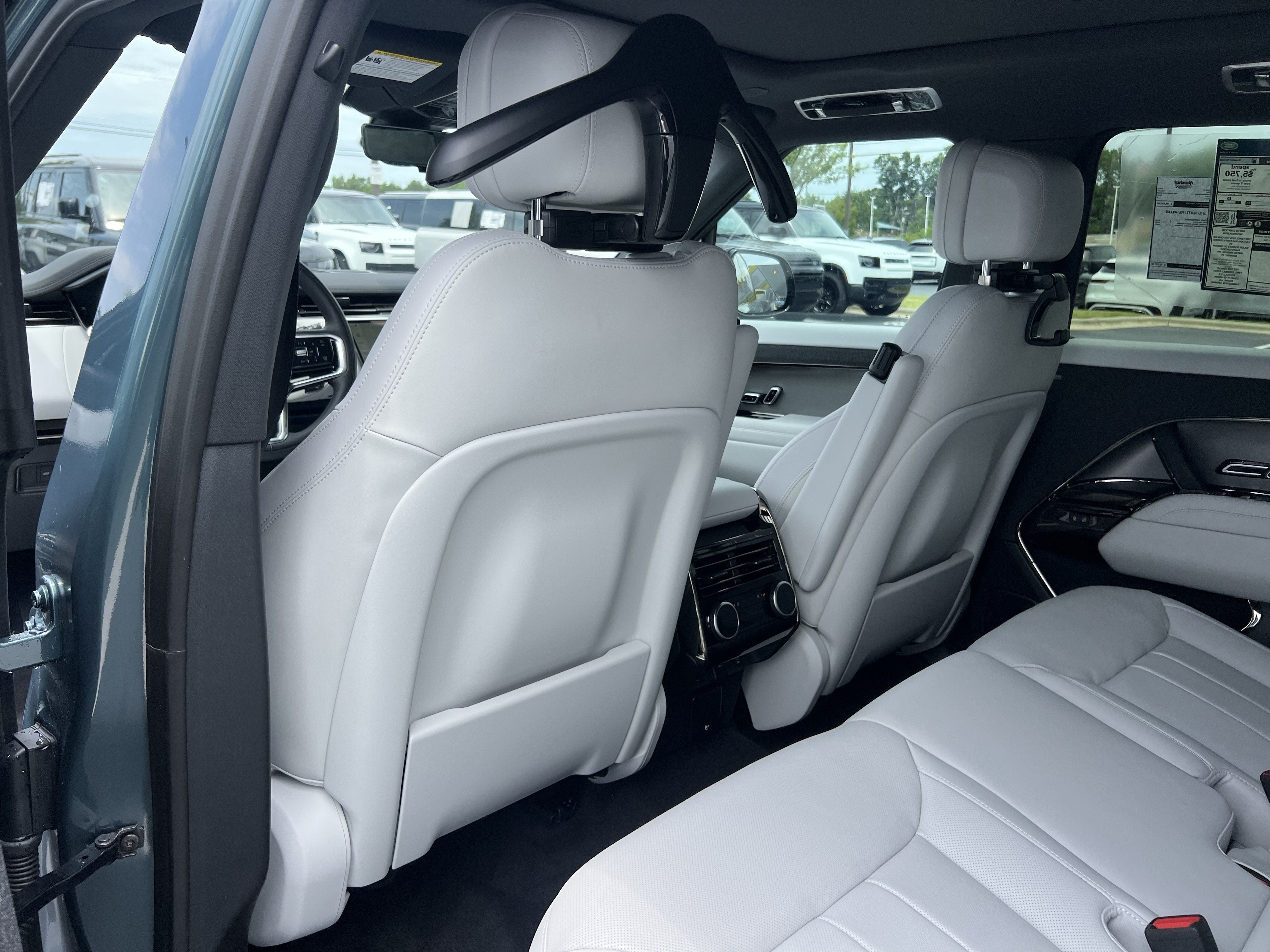 New 2026 Land Rover Range Rover Sport SE AWD/4WD image 28