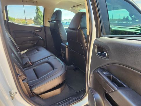 Used 2022 Chevrolet Colorado ZR2 w/ ZR2 Dusk Special Edition image 16