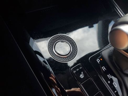 New 2025 Kia Niro EX Touring FWD image 35
