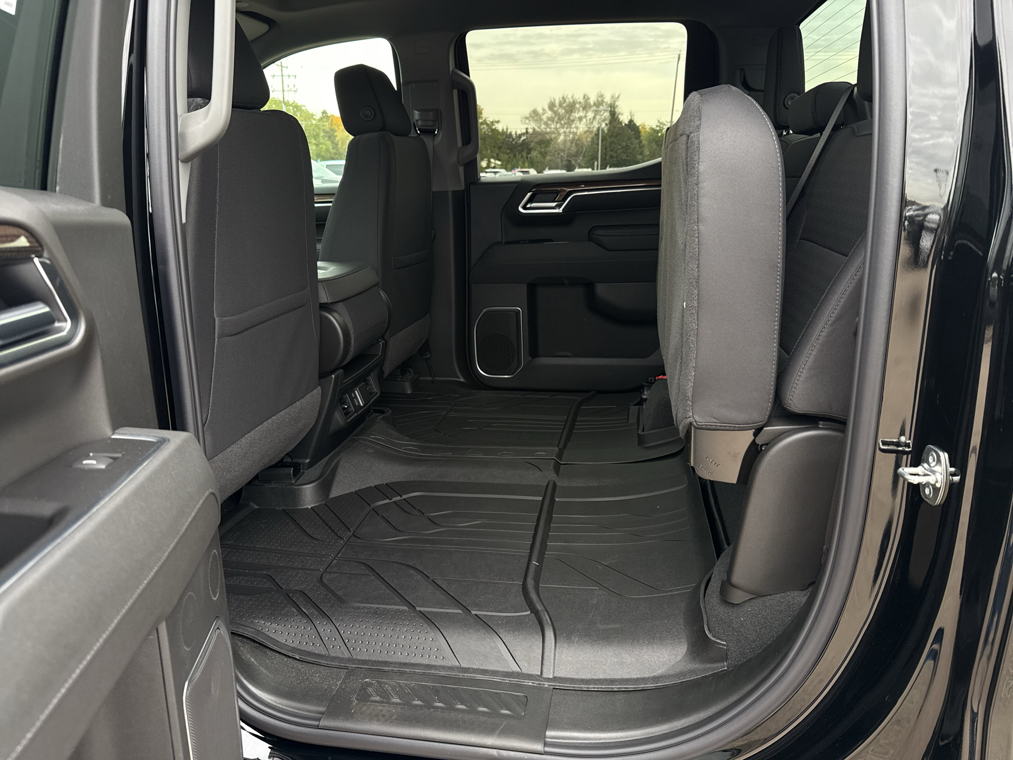 New 2026 Chevrolet Silverado 1500 RST w/ RST Select Package AWD/4WD image 40