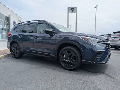 Certified 2025 Subaru Ascent Bronze Edition AWD/4WD image 3