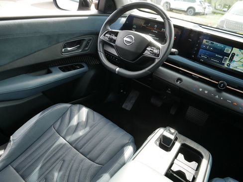Certified 2023 Nissan Ariya AWD/4WD image 9