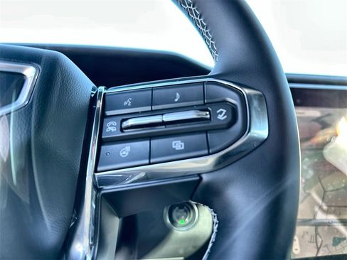 New 2026 GMC Acadia Denali w/ Super Cruise Package image 32