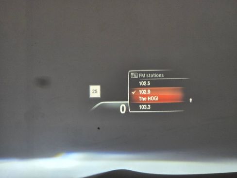 Used 2019 BMW 750i xDrive image 43