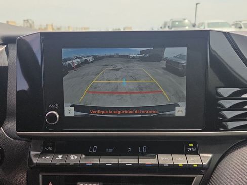 Used 2025 Toyota Camry SE w/ Convenience Package FWD image 14