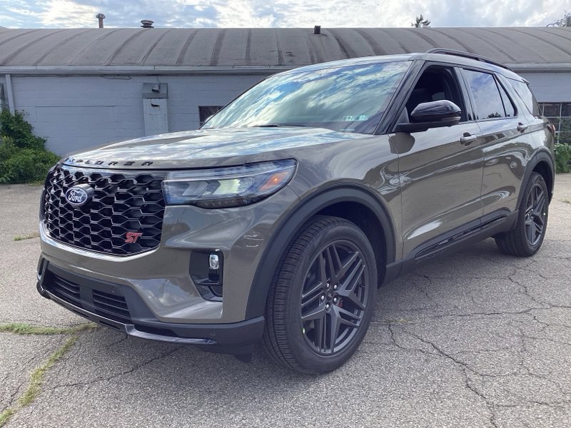 New 2027 Ford Explorer ST w/ Sun And Sound Package AWD/4WD image 4