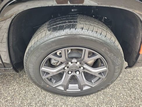 New 2026 Jeep Grand Wagoneer Limited image 18